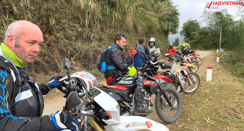 Recorrido en moto por Vietnam y Laos de 10 días día 1