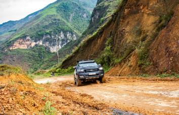 4WD Tour de Hanoi a Cao Bang vía Ha Giang – 6 días