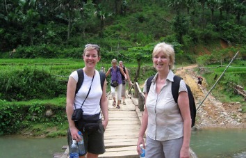 Trekking en Sapa y kayaking en Bahía de Halong – 14 días