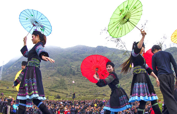 Excursión en bote de Ha Giang a Yen Minh en un día