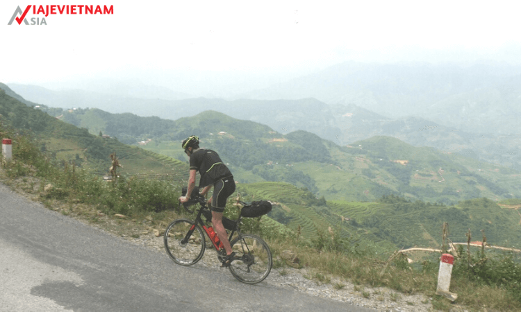 excursion-en-bicicleta-de-hanoi-a-ha-giang-6-dias-6.png