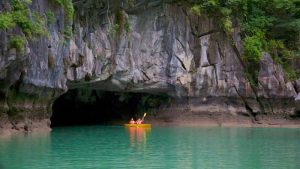 cueva de luon