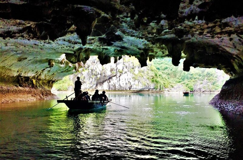 ¿donde se encuentra la cueva sang toi