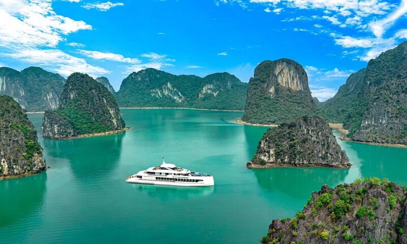 halong symphony day cruise 11