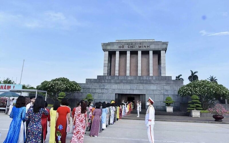 normas para visitar el mausoleo de ho chi minh que debes conocer