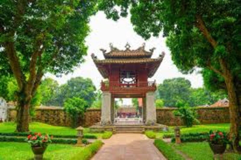 presentamos el templo de la literatura de hanoi la primera universidad de vietnam