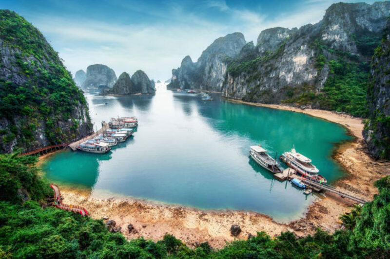 ¿por que deberia elegir una excursion de un dia en la bahia de ha long