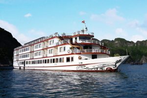 crucero por la bahia de ha long desde cat ba