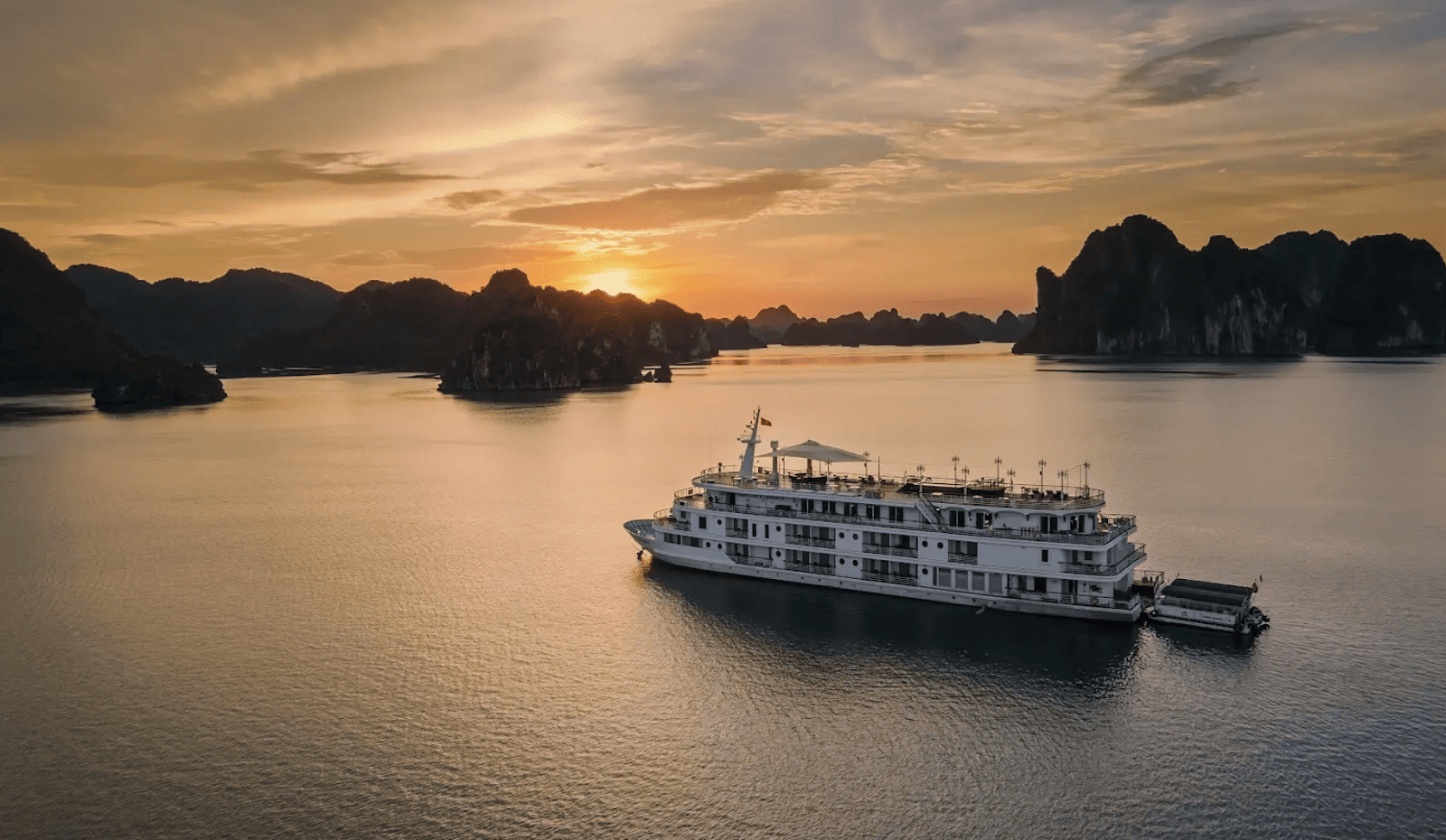 Paradise Elegance Cruise