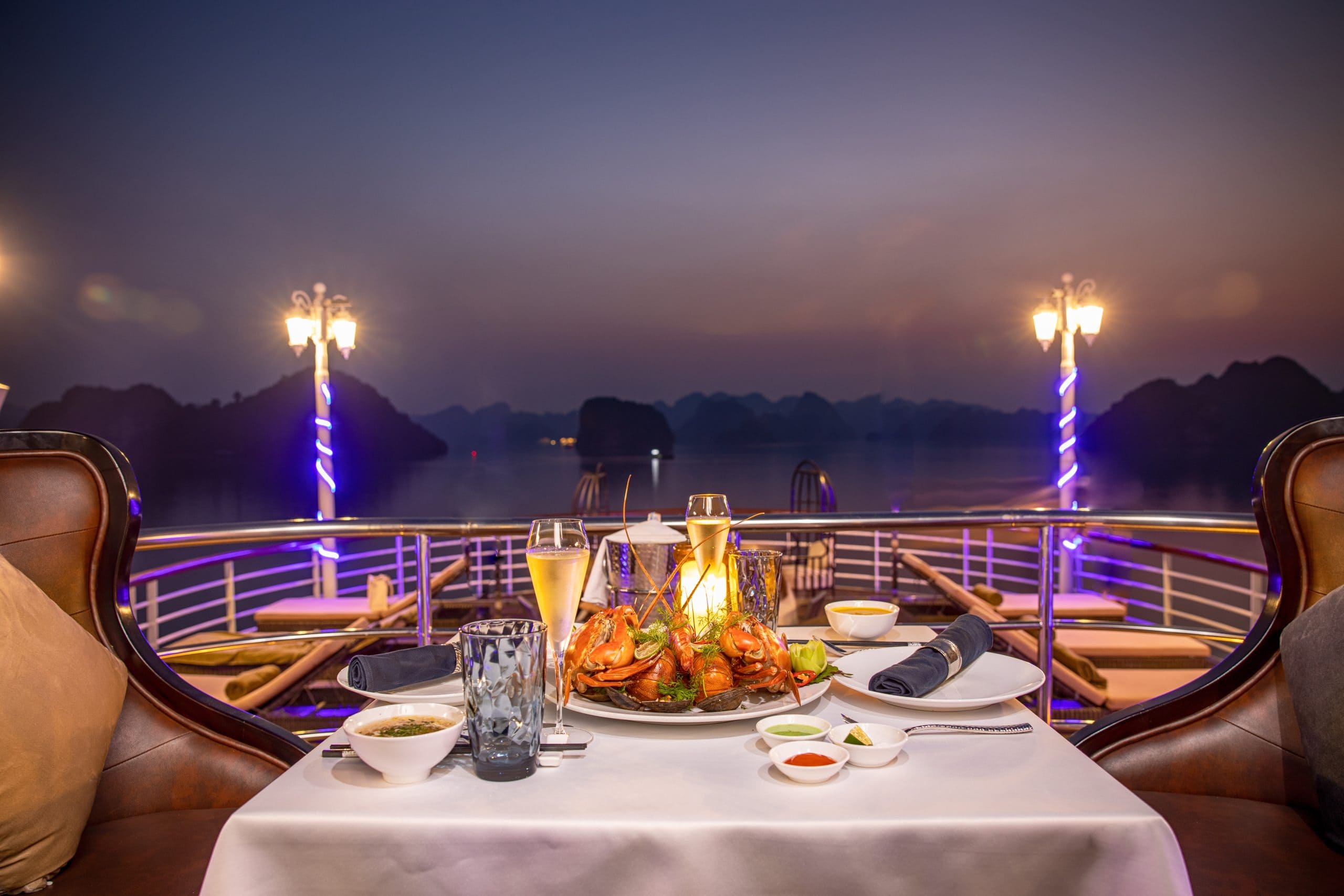 Paradise Elegance Cruise