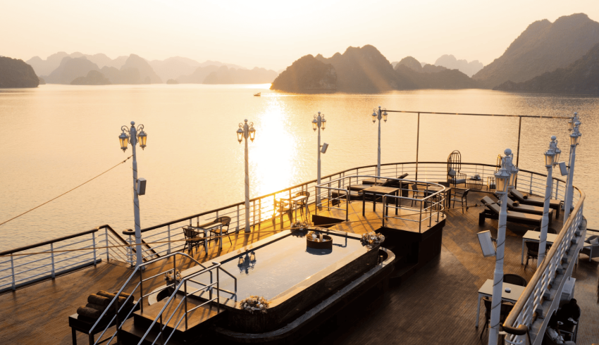 Paradise Elegance Cruise